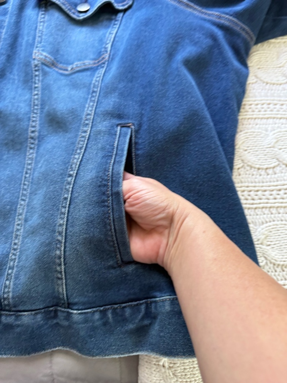 Lane Bryant Super Stretchy Blue Denim Jacket - Like New - 28 - Picture 10 of 14
